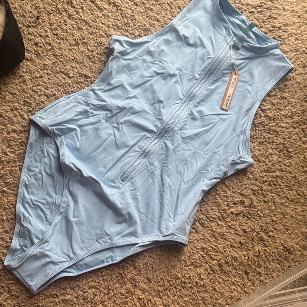 SOLD DEPOP